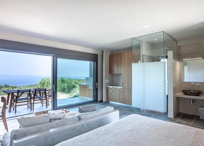 Вилла Kanonika Homes Eco Villas Неос-Мармарас