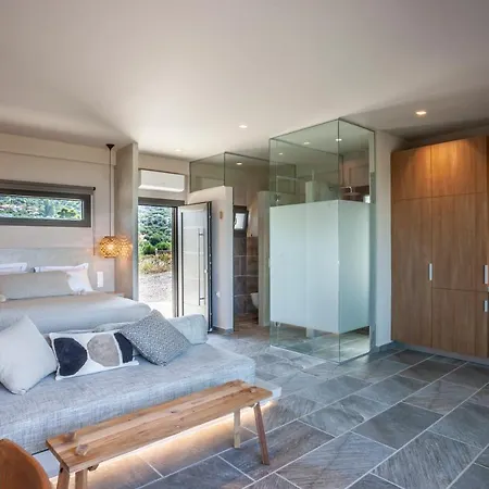 Kanonika Homes Eco Villa *